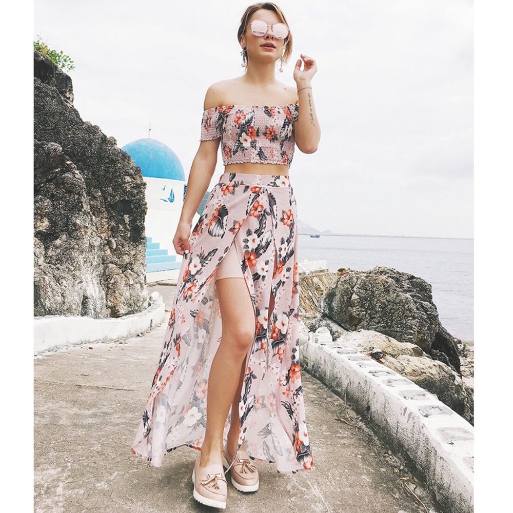 🌺🌺Sexy Happy Girl Dusty Pink Floral Outfit - Picture 2 of 7